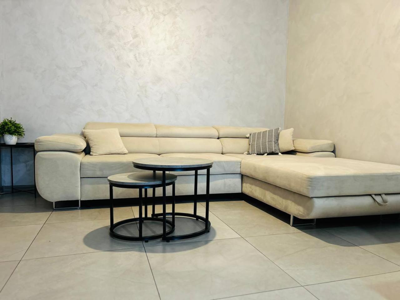 Sunhouse Apartman Hajduszoboszlo Exterior photo